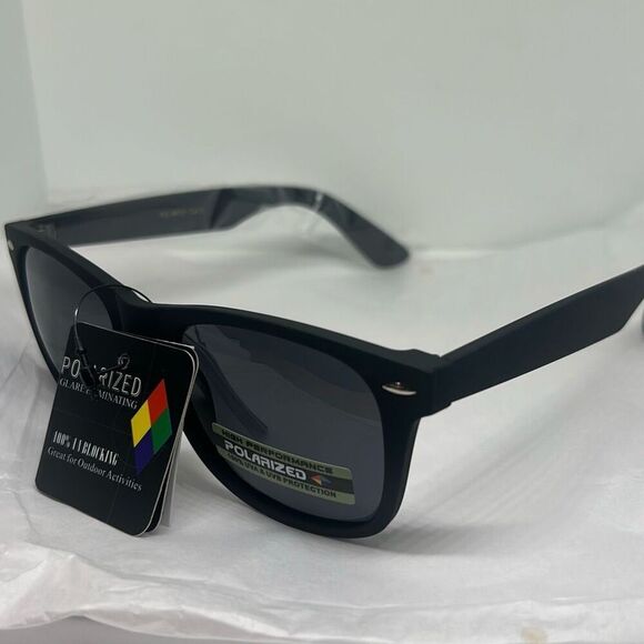 Polarized Style Sunglasses – Glare Reduction & UV Protection - Picture 1 of 3